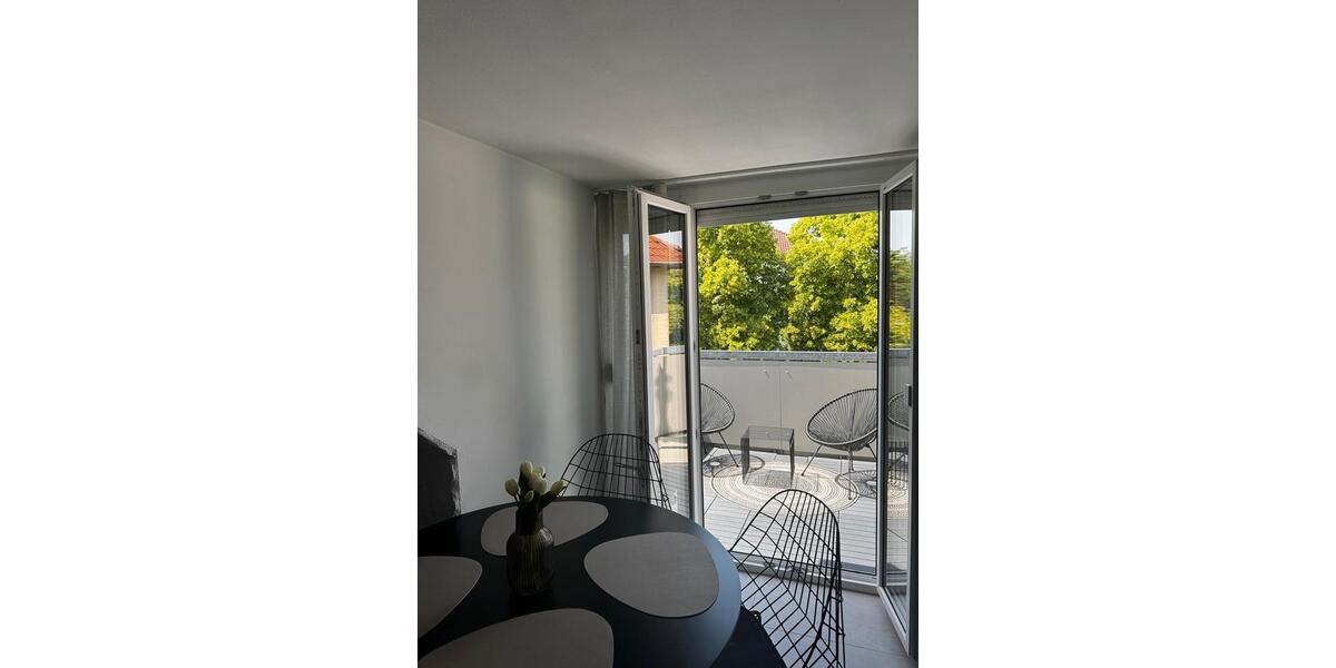Dachgeschoßwohnung Ingolstadt - 3 Zimmer, 73 m&sup2;, 1.350&euro; | Angebot:26701503