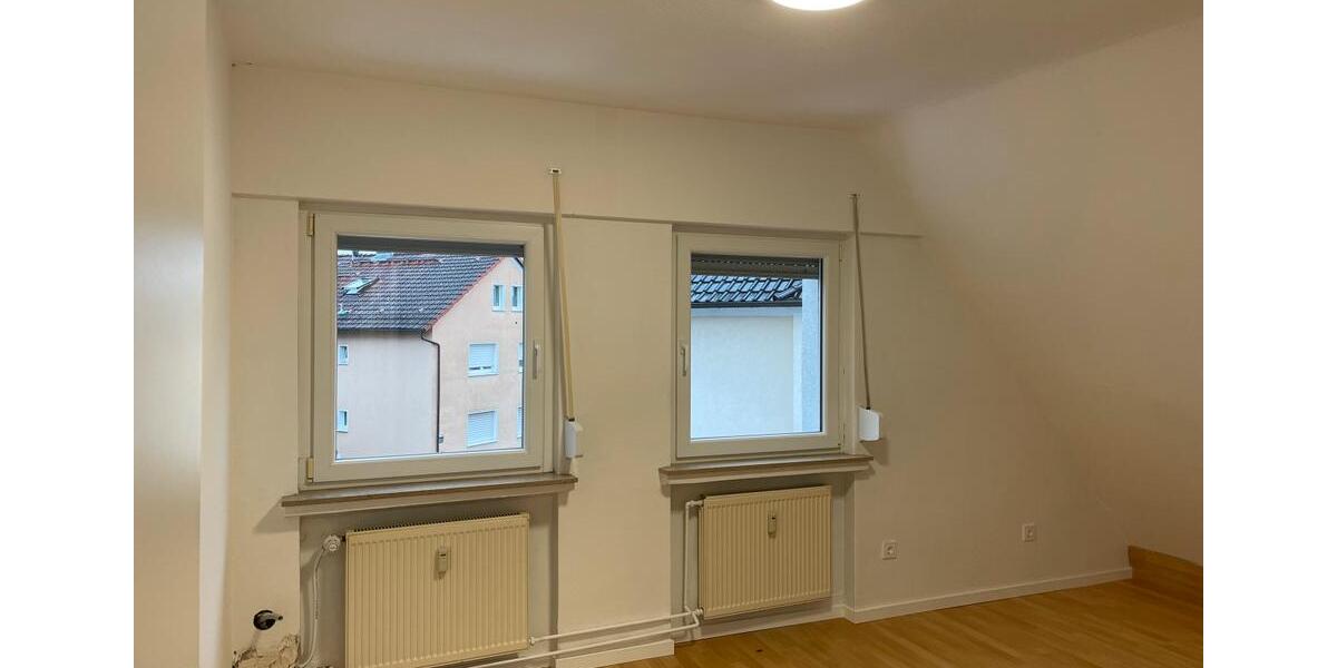 Dachgeschoßwohnung Fernwald - 3 Zimmer, 70 m&sup2;, 650&euro; | Angebot:24812085