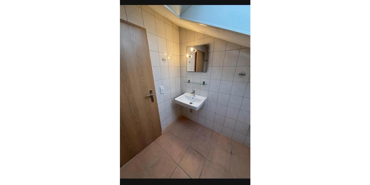 Dachgeschoßwohnung Bad Aibling - 2 Zimmer, 70 m&sup2;, 1.000&euro; | Angebot:25874417