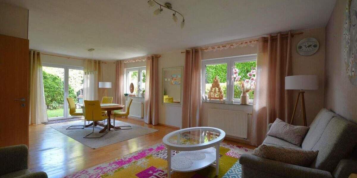 Doppelhaushälfte Gerolstein - 5 Zimmer, 112 m&sup2;, 1.300&euro; | Angebot:24632152