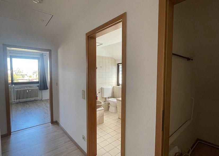 Dachgeschoßwohnung Gronau (Leine) - 3 Zimmer, 74 m&sup2;, 520&euro; | Angebot:26368169