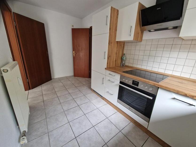 Freundliche, neu renovierte 3 Zimmer Wohnung