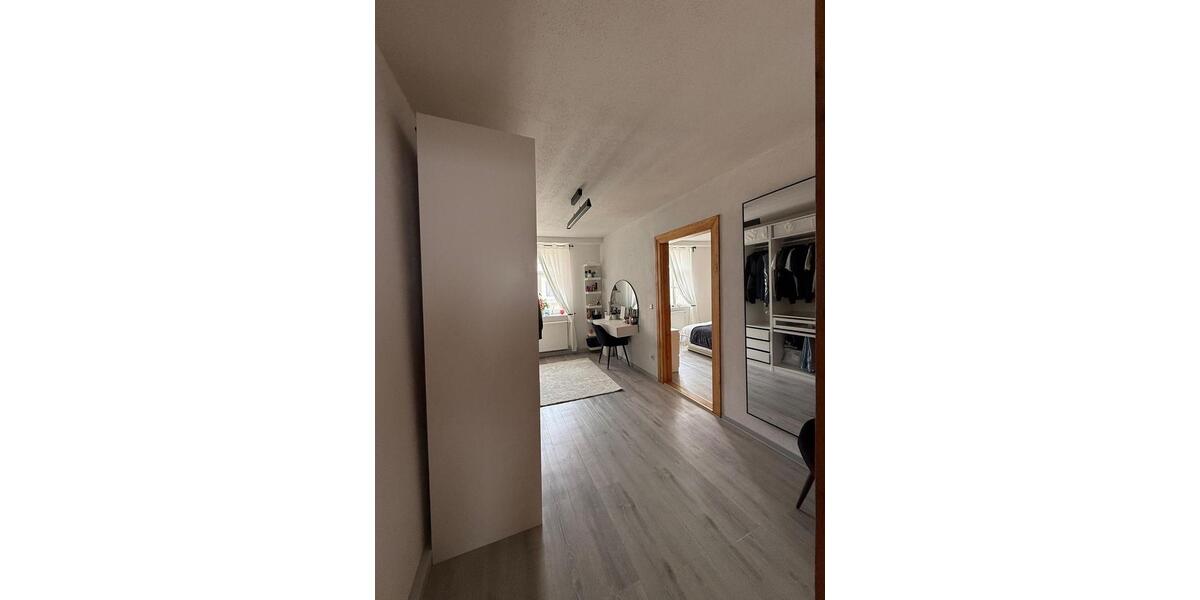 Etagenwohnung Bautzen - 3 Zimmer, 100 m&sup2;, 900&euro; | Angebot:26004156