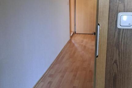 Wohnung Pegau - 2 Zimmer, 60 m&sup2;, 320&euro; | Angebot:24853460