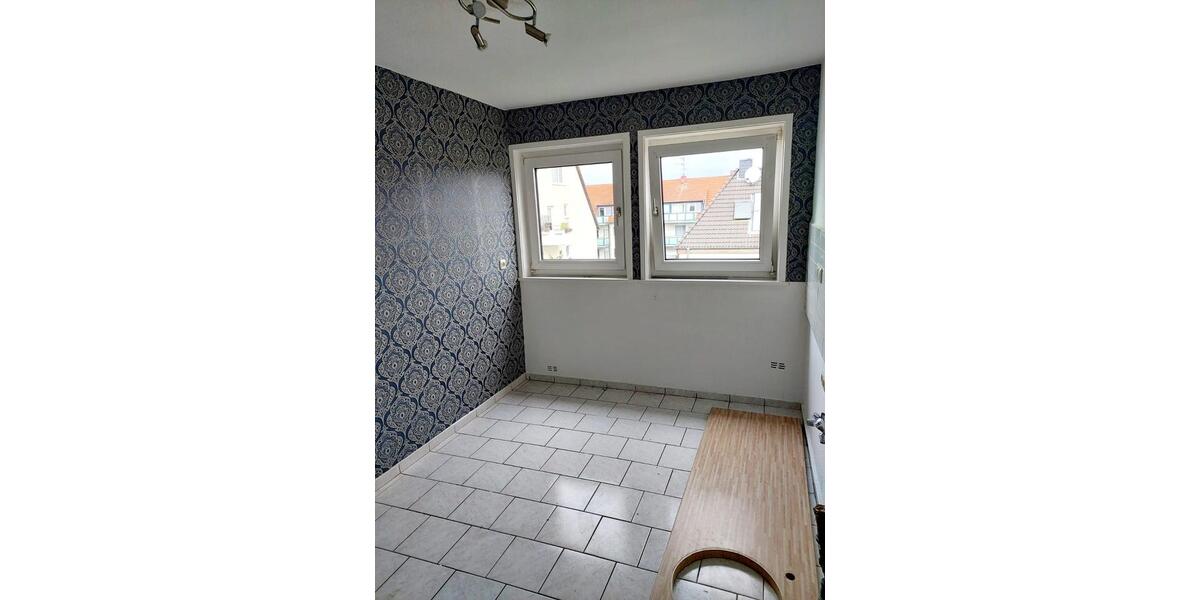 Dachgeschoßwohnung Braunschweig Wabe-Schunter-Beberbach - 3 Zimmer, 80 m&sup2;, 750&euro; | Angebot:26043012