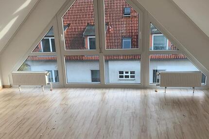 Wohnung Brandenburg an der Havel Bahnhofsvorstadt - 4 Zimmer, 140 m&sup2;, 1.260&euro; | Angebot:23740715
