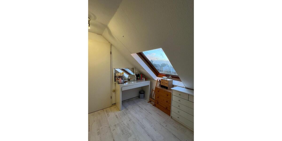 Dachgeschoßwohnung Troisdorf Bergheim - 1 Zimmer, 40 m&sup2;, 550&euro; | Angebot:25999472