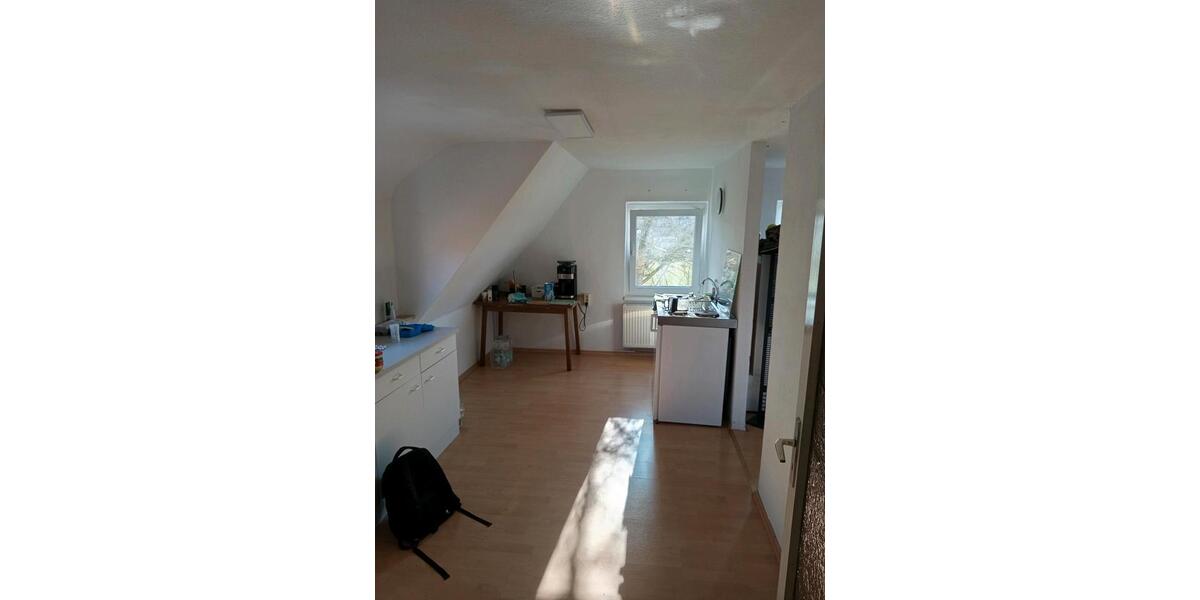 Dachgeschoßwohnung Ansbach - 3 Zimmer, 62 m&sup2;, 500&euro; | Angebot:25715376