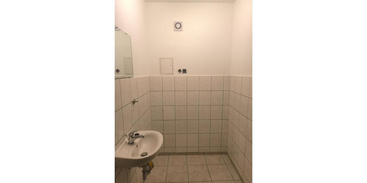 Erdgeschoßwohnung Bautzen - 3 Zimmer, 67 m&sup2;, 400&euro; | Angebot:24658684
