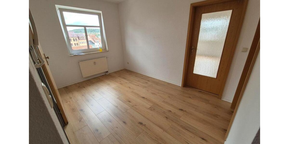 Etagenwohnung Eisenach - 3 Zimmer, 61 m&sup2;, 390&euro; | Angebot:26727148