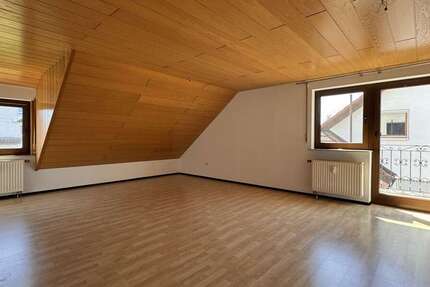 Wohnung Crailsheim - 4 Zimmer, 93 m&sup2;, 800&euro; | Angebot:24525630