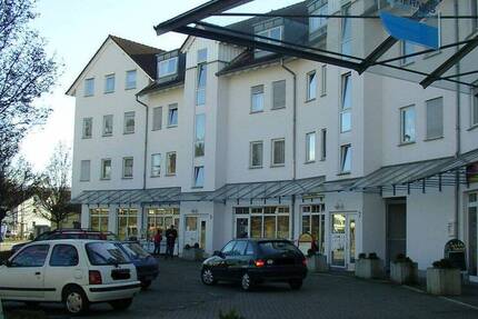 Tolle 2-Zi.-OG-Whg. mit Balkon in Riederich