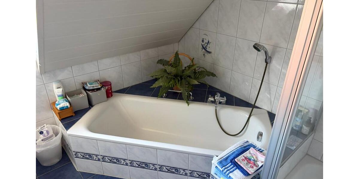 Doppelhaushälfte Geisenfeld - 6 Zimmer, 125 m&sup2;, 1.500&euro; | Angebot:26693812