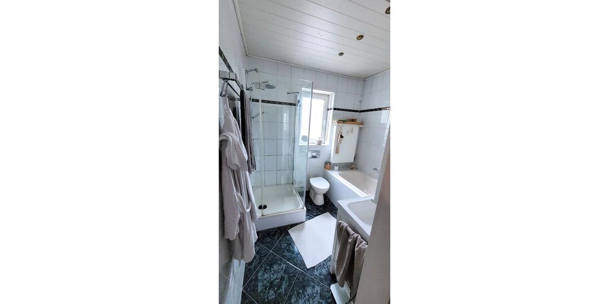 Erdgeschoßwohnung Saarlouis - 3 Zimmer, 120 m&sup2;, 1.200&euro; | Angebot:26610957