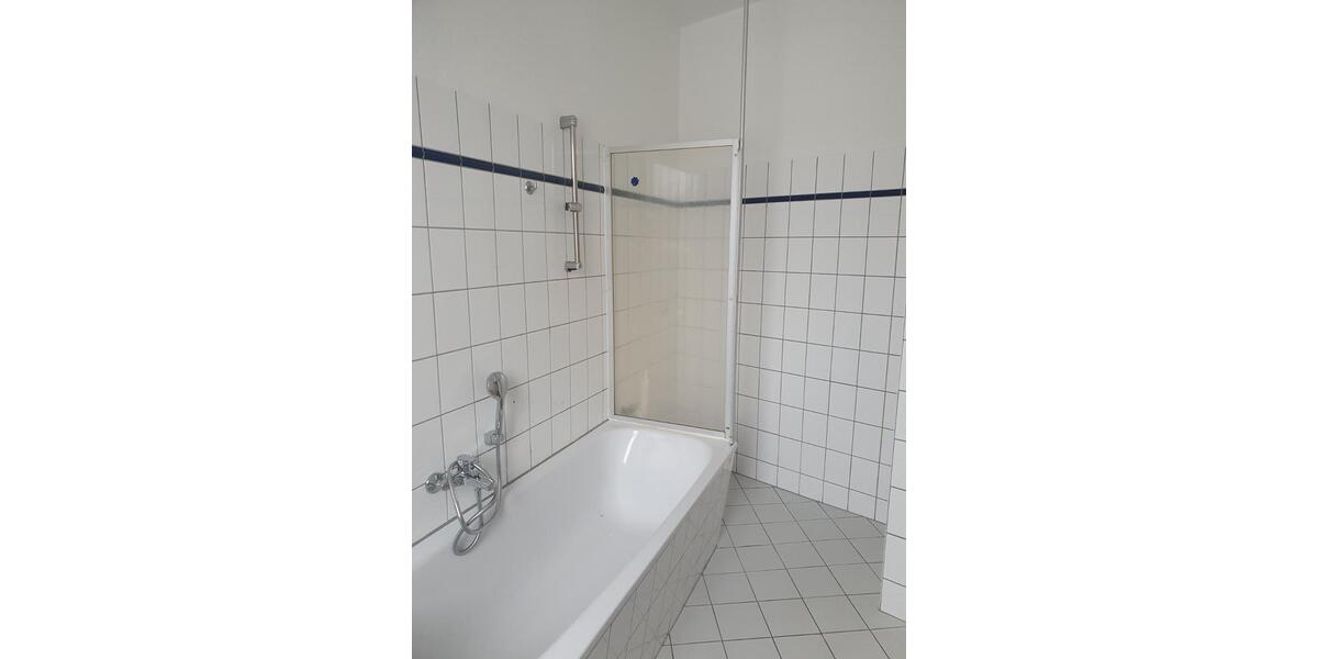 Erdgeschoßwohnung Ronneburg - 2 Zimmer, 57 m&sup2;, 316&euro; | Angebot:22398558