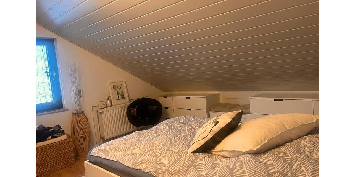 Dachgeschoßwohnung Bruchköbel - 3 Zimmer, 60 m&sup2;, 990&euro; | Angebot:26506870