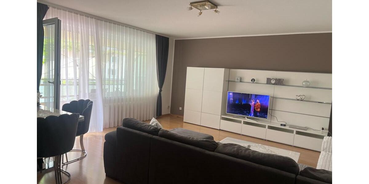 Etagenwohnung Düsseldorf Stadtbezirk 9 - 3 Zimmer, 106 m&sup2;, 1.830&euro; | Angebot:26399069