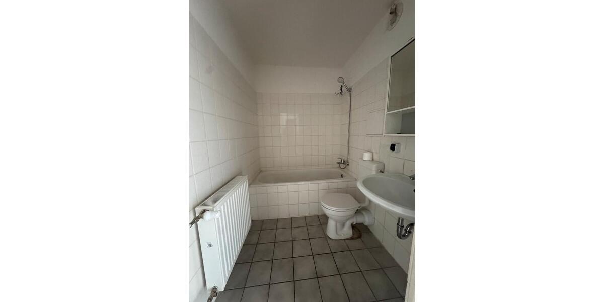 Etagenwohnung Finsterwalde - 3 Zimmer, 59 m&sup2;, 600&euro; | Angebot:24525972