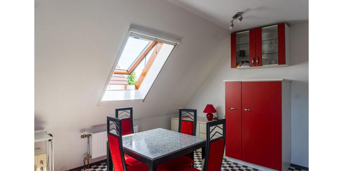 3-Zimmer-Maisonette-Wohnung mit TV, Wlan, Küche mit Essplatz, Galerie, BadWc, Waschmaschine, Parkplatz und Balkon 3 zimmer