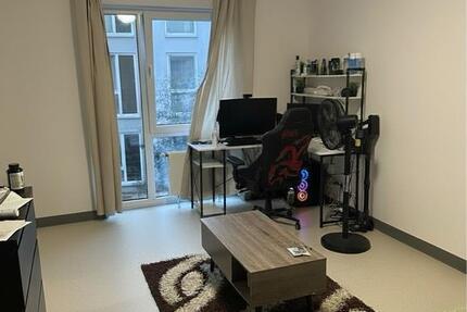 2-er WG Zimmer Zwischenmiete Feb-Aug für Studenten in Top-Lage 18 zimmer