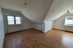 Dachgeschoßwohnung Erlenbach am Main - 3 Zimmer, 74 m&sup2;, 880&euro; | Angebot:24101478