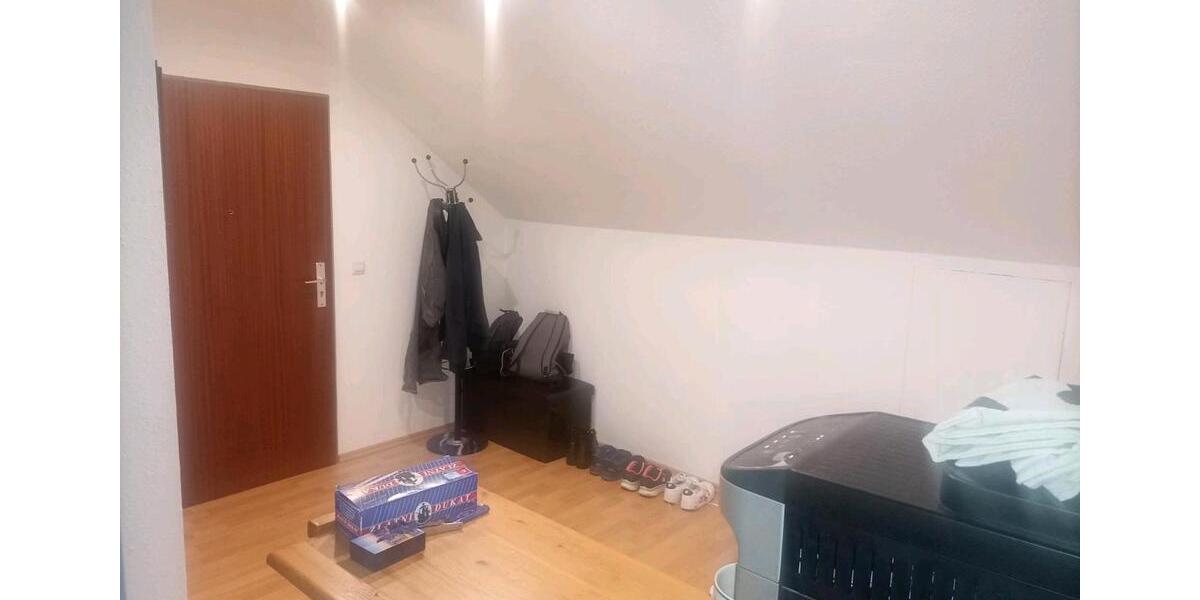 Dachgeschoßwohnung Bad Mergentheim - 3 Zimmer, 80 m&sup2;, 750&euro; | Angebot:24653858