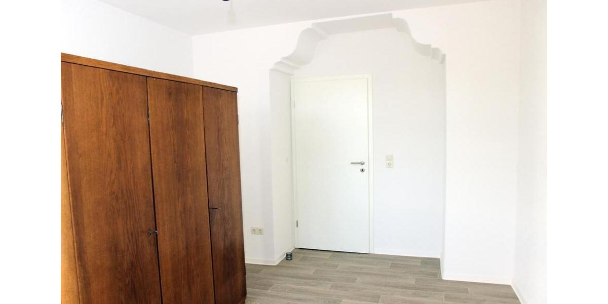 Etagenwohnung Hohenstein-Ernstthal Ernstthal - 2 Zimmer, 60 m&sup2;, 390&euro; | Angebot:26231449