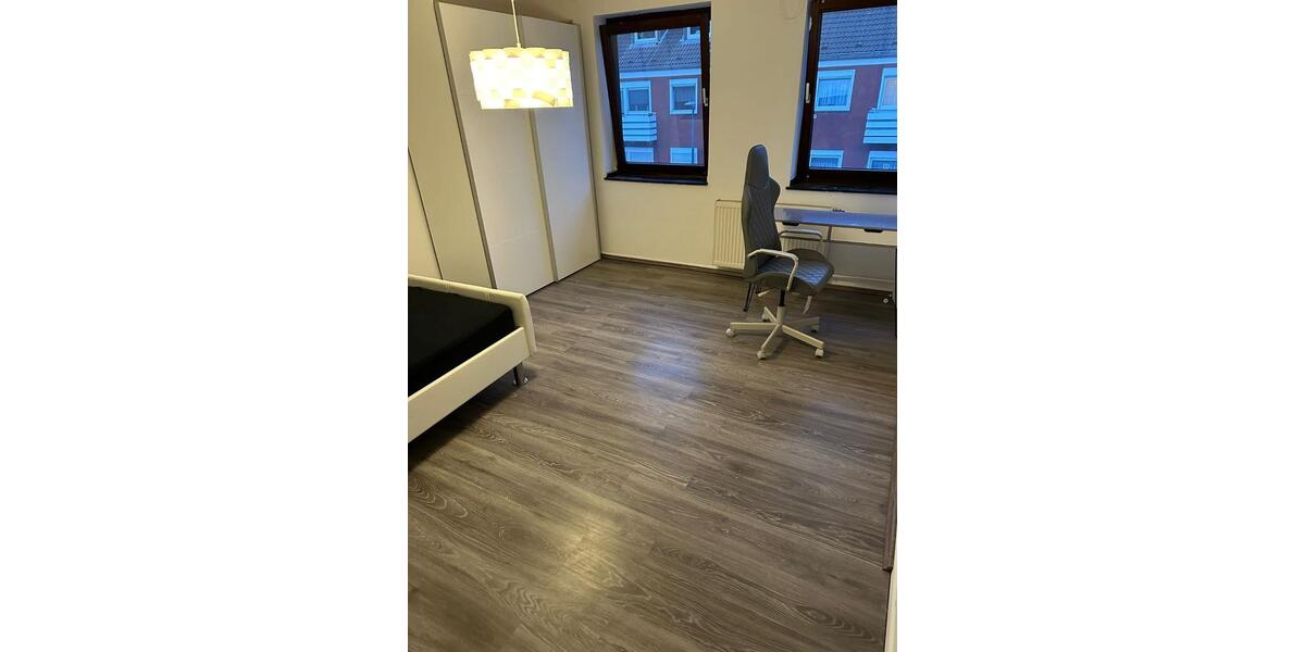 Wohnen auf Zeit Essen Stadtbezirk VI - 1 Zimmer, 17 m&sup2;, 500&euro; | Angebot:26517771