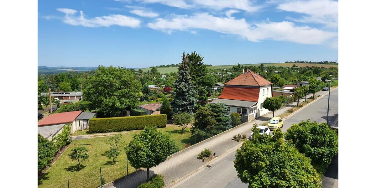 Etagenwohnung Apolda - 4 Zimmer, 98 m&sup2;, 870&euro; | Angebot:24672572