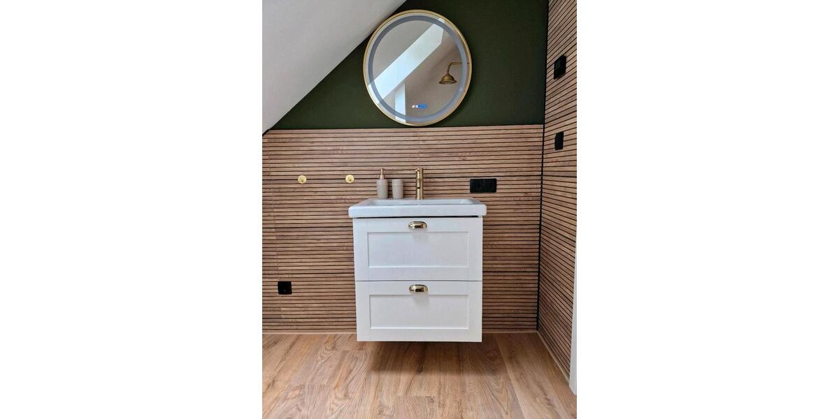 Dachgeschoßwohnung Schortens - 2 Zimmer, 65 m&sup2;, 700&euro; | Angebot:25926985