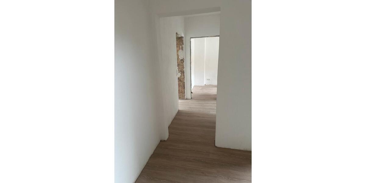 Erdgeschoßwohnung Sulzfeld - 3 Zimmer, 85 m&sup2;, 800&euro; | Angebot:26125909