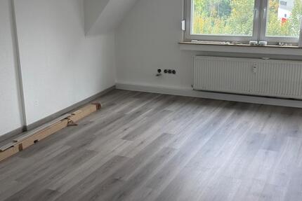 Frisch renovierte Wohnung zimmer