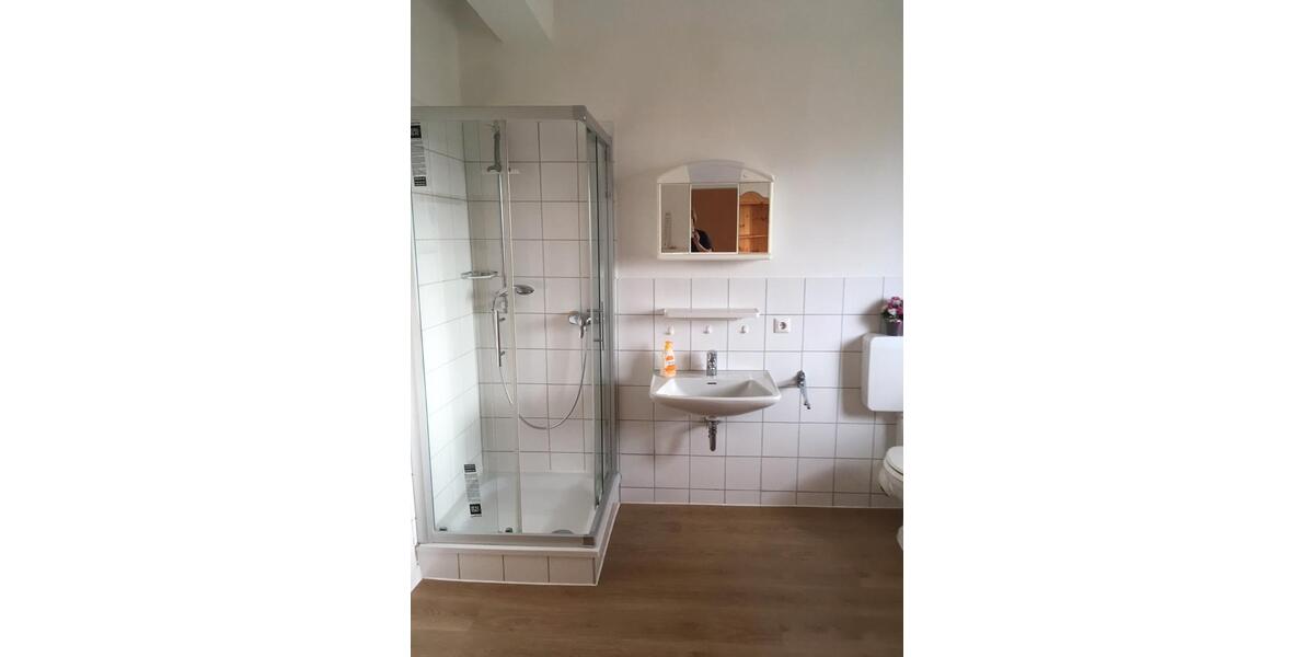 Wohnen auf Zeit Bad Arolsen - 3 Zimmer, 85 m&sup2;, 20&euro; | Angebot:26048033