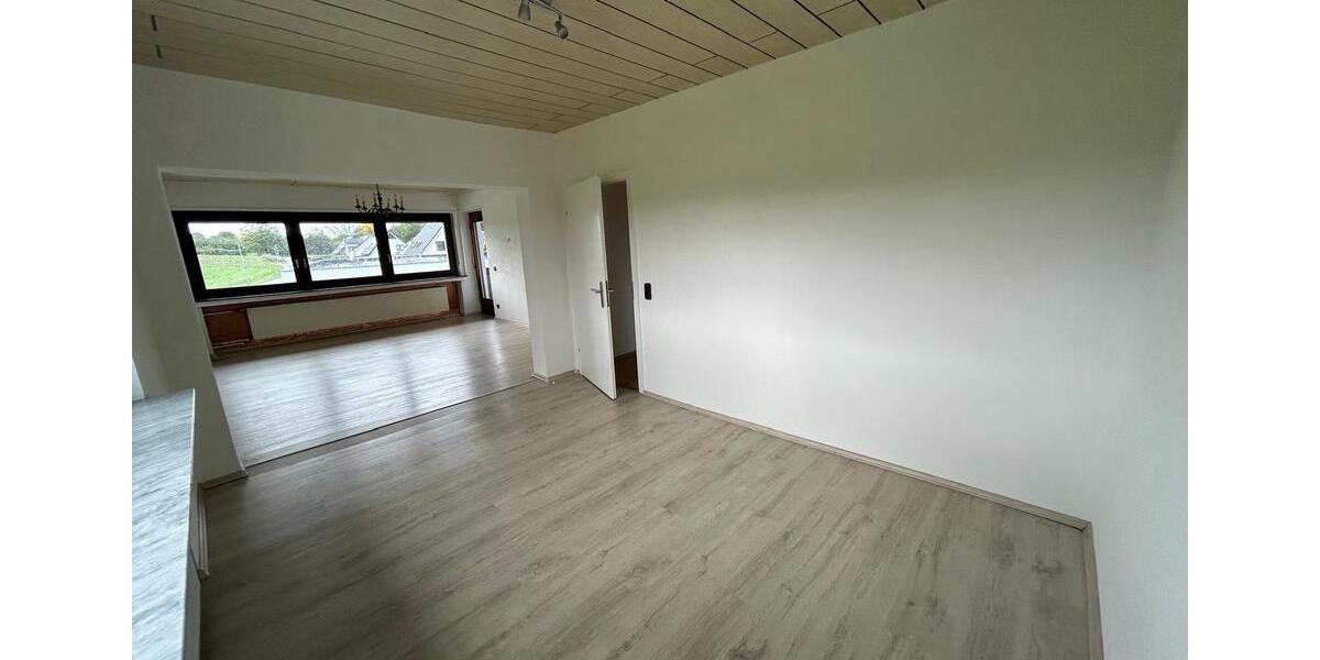 Etagenwohnung Enger - 3 Zimmer, 80 m&sup2;, 650&euro; | Angebot:26478122