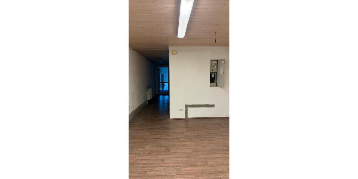 Gewerbeobjekt Löhne - 300&euro; | Angebot:25066809