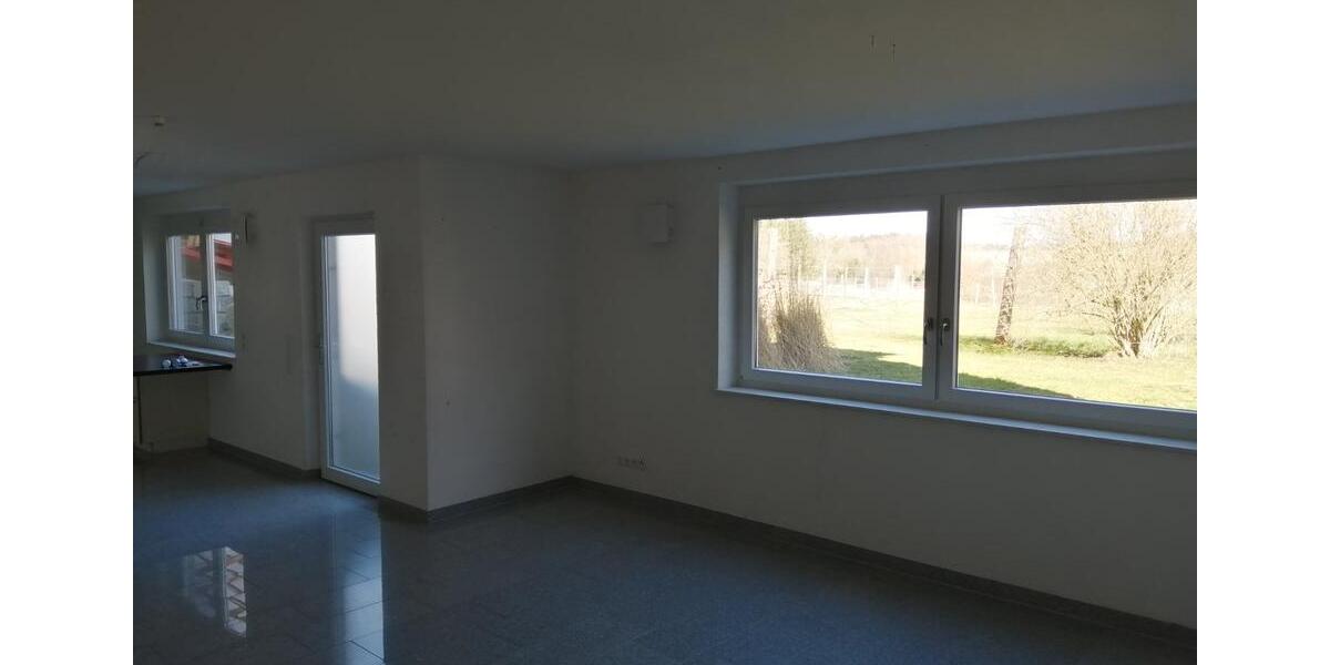 Etagenwohnung Pfaffenhofen an der Roth - 2 Zimmer, 80 m&sup2;, 700&euro; | Angebot:24825995