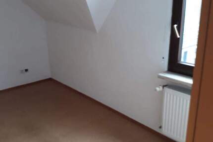 Wohnung Urbar - 2 Zimmer, 35 m&sup2;, 200&euro; | Angebot:25738215