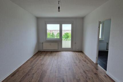 Eure neue 2-Zimmer-Wohnung mit Balkon in Hohenstücken! zimmer