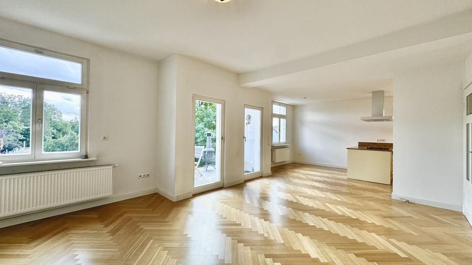 Altbaucharme in luxuriöser Stadtvilla! 7Z Wohnung Hanau Nord West 7 zimmer