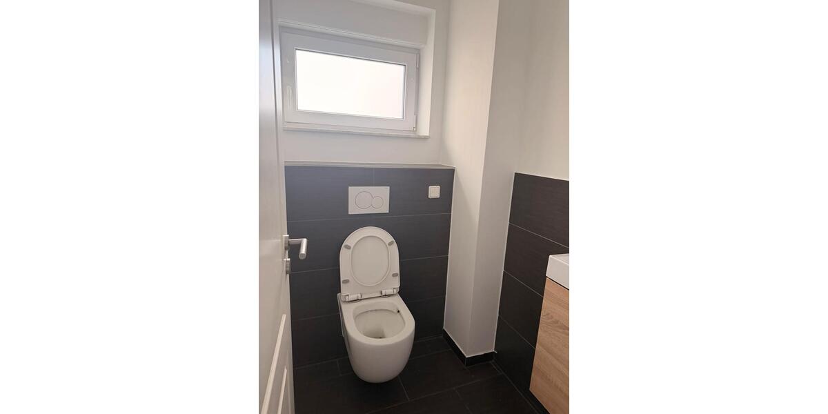 Etagenwohnung Ludwigshafen am Rhein Edigheim - 9 Zimmer, 300 m&sup2;, 650&euro; | Angebot:26233208