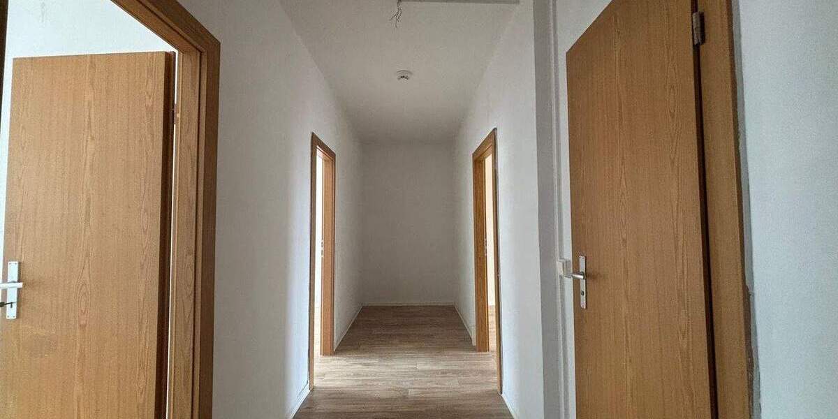 Etagenwohnung Görlitz Königshufen - 3 Zimmer, 70 m&sup2;, 405&euro; | Angebot:26741640