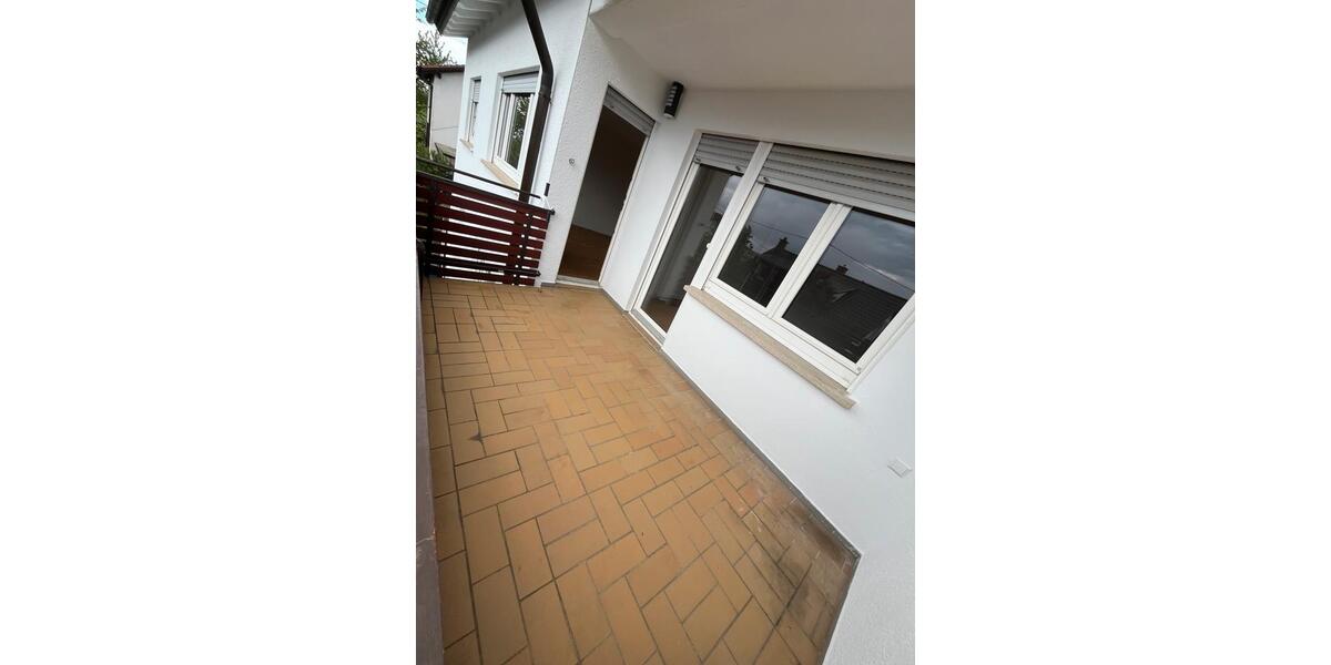 Etagenwohnung Baltmannsweiler - 4 Zimmer, 87 m&sup2;, 1.200&euro; | Angebot:26620989