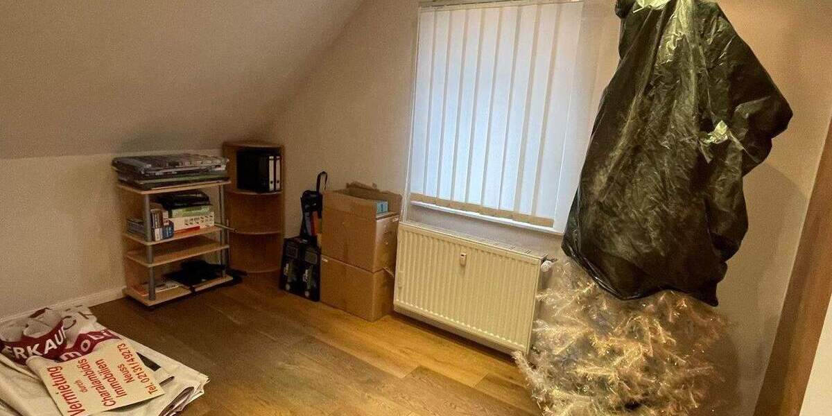 Gewerbeobjekt Neuss Furth-Mitte - 5 Zimmer, 91 m&sup2;, 1.950&euro; | Angebot:24607099