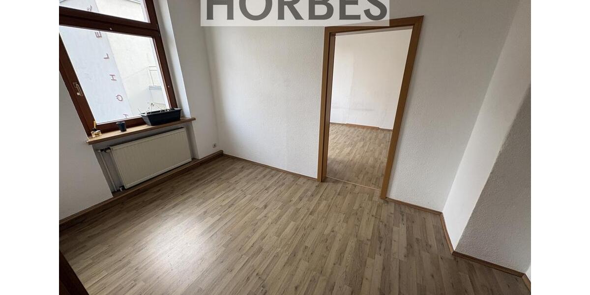 Etagenwohnung Meerane - 2 Zimmer, 60 m&sup2;, 300&euro; | Angebot:25999255