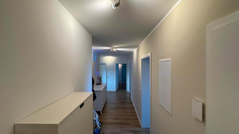 Etagenwohnung Bad Königshofen im Grabfeld - 4 Zimmer, 101 m&sup2;, 850&euro; | Angebot:25065383