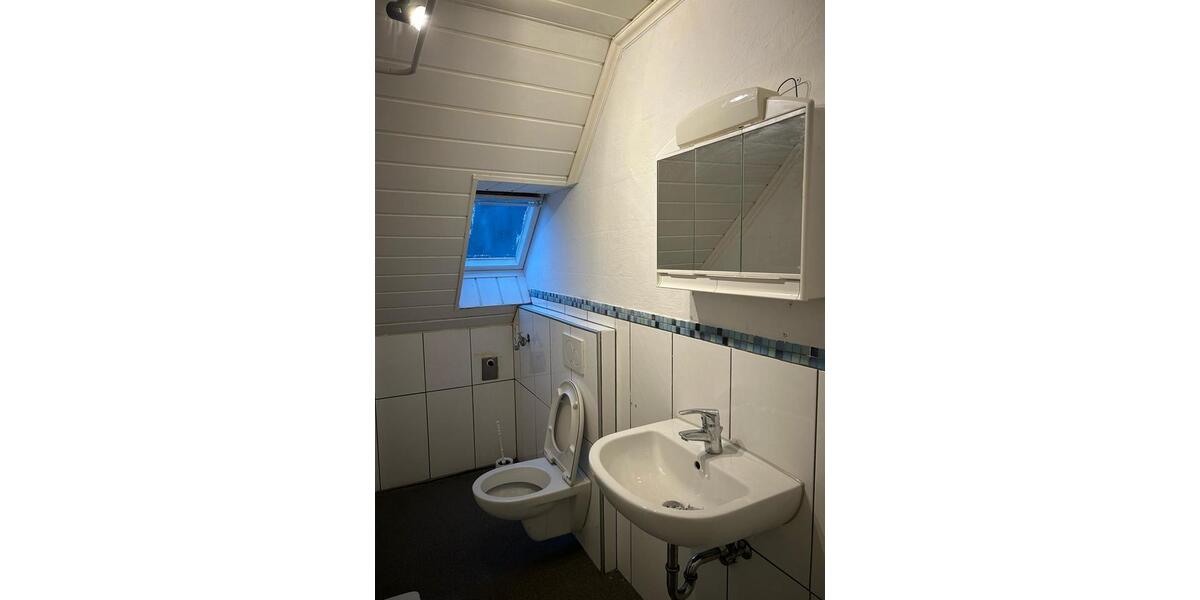 Dachgeschoßwohnung Brilon - 2 Zimmer, 65 m&sup2;, 390&euro; | Angebot:26226680