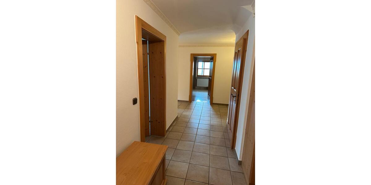 Erdgeschoßwohnung Eging am See - 3 Zimmer, 130 m&sup2;, 1.235&euro; | Angebot:25905405