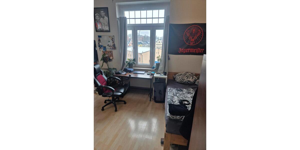 Etagenwohnung Mittweida - 1 Zimmer, 26 m&sup2;, 369&euro; | Angebot:24751297