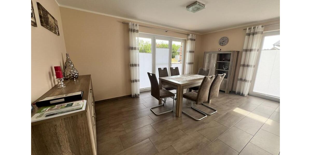 Einfamilienhaus Wardenburg - 3 Zimmer, 120 m&sup2;, 1.500&euro; | Angebot:24628524