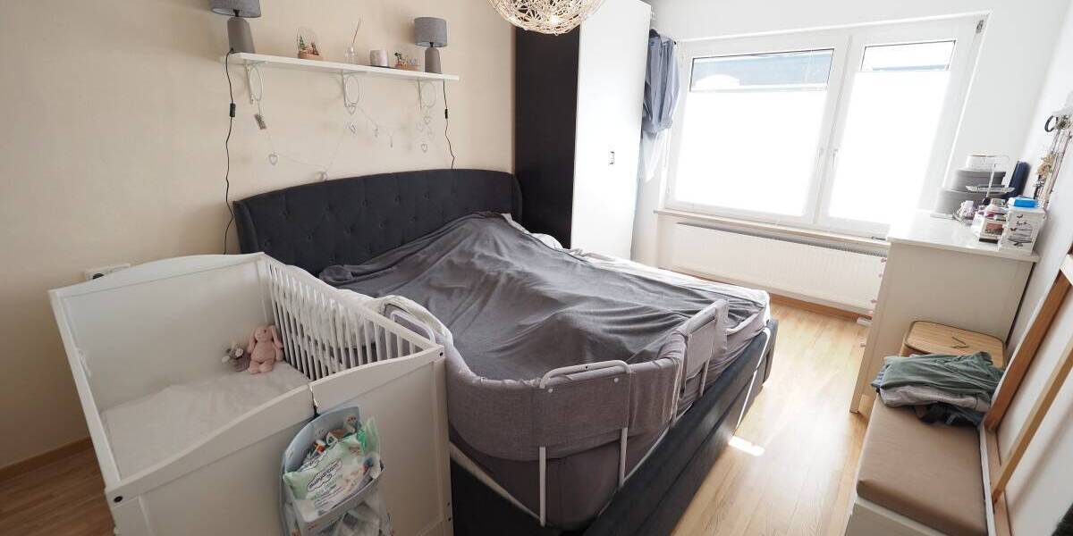 Doppelhaushälfte Fahrenzhausen - 4 Zimmer, 110 m&sup2;, 1.570&euro; | Angebot:26751834